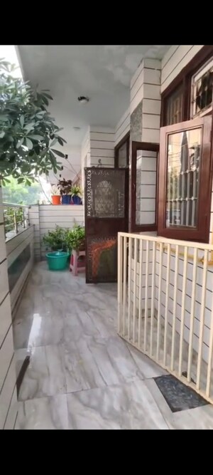 Balcony in 1 RK Builder Floor at Sun Homes, Shakti Khand Iii – for Rent