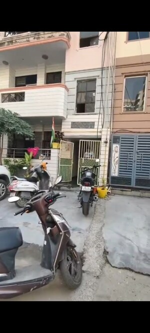 1 RK Builder Floor – Exterior View View at Sun Homes, Shakti Khand Iii - for Rent