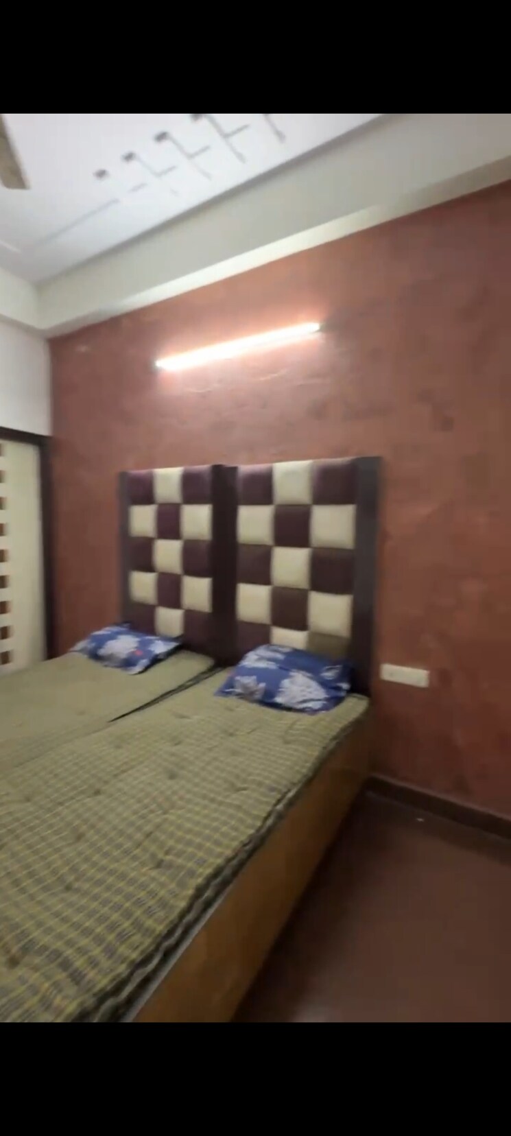 Bedroom, saya-villa 2 Bedroom 950 Sq.Ft. Builder Floor In Indrapuram Ghaziabad 9463943