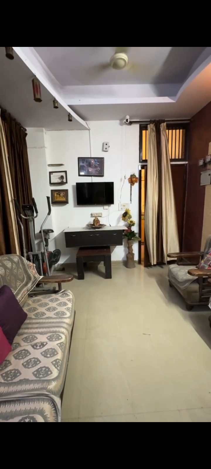 2 BHK 950 Sq.Ft. Builder Floor in Saya Villa