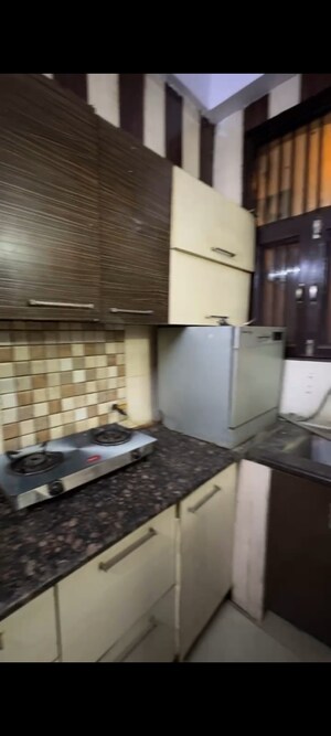 Kitchen in 2 BHK Builder Floor at Saya Villa, Indrapuram – for Rent