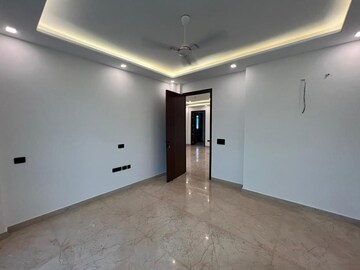 Master Bedroom in 4 BHK Builder Floor at Greater Kailash ii – for Rent