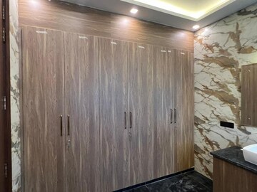 Master Bedroom in 4 BHK Builder Floor at Greater Kailash ii – for Rent