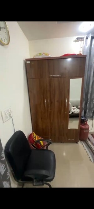 Furnished Amenities in 2 BHK Builder Floor at Parkh Homes, Indrapuram – for Sale