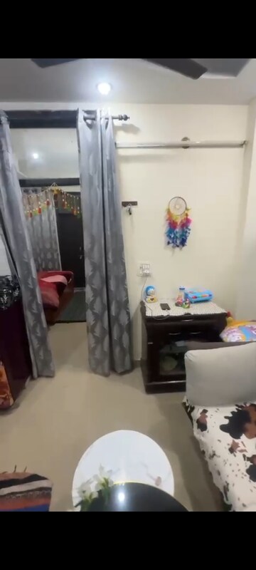 Furnished Amenities in 2 BHK Builder Floor at Parkh Homes, Indrapuram – for Sale