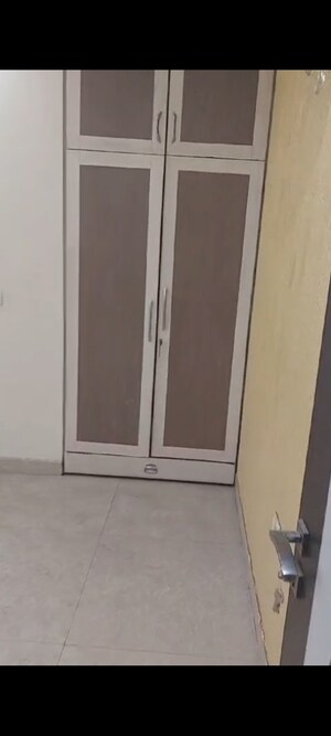 Building Lobby in 3 BHK Builder Floor at Divya Angels, Indrapuram – for Sale