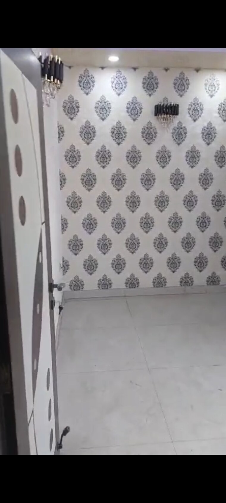 Bathroom, divya-angels 3 Bedroom 1450 Sq.Ft. Builder Floor In Indrapuram Ghaziabad 9463962