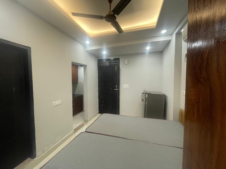 Room, sector 38 Studio 655 Sq.Ft. Builder Floor In Sector 38 Gurgaon 9463984