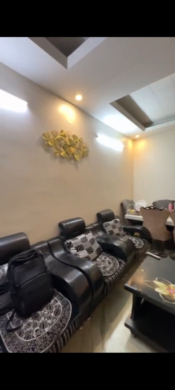 Living Room, divya-angels 3 Bedroom 1500 Sq.Ft. Builder Floor In Indrapuram Ghaziabad 9463985