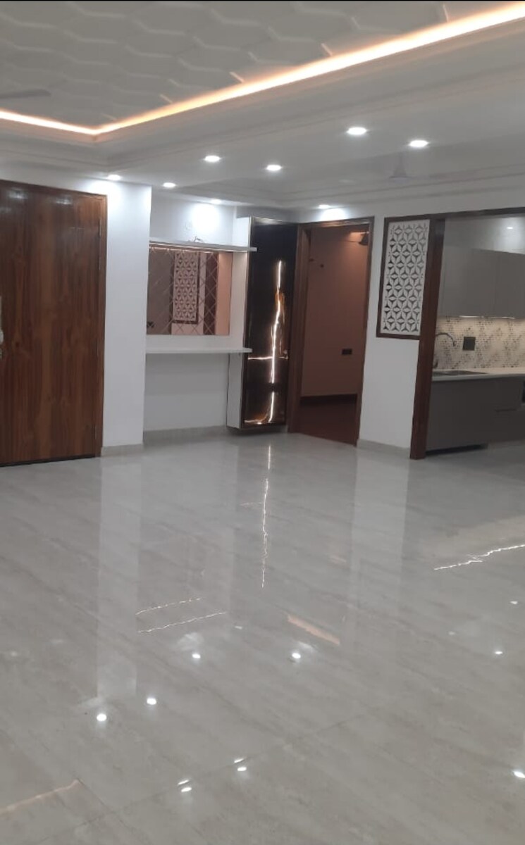 Entrance, bptp-eden-estate 4 Bedroom 1850 Sq.Ft. Builder Floor In Sector 81 Faridabad 9464010