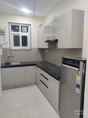 Kitchen in 2 BHK Builder Floor at Sector 38 – for Rent