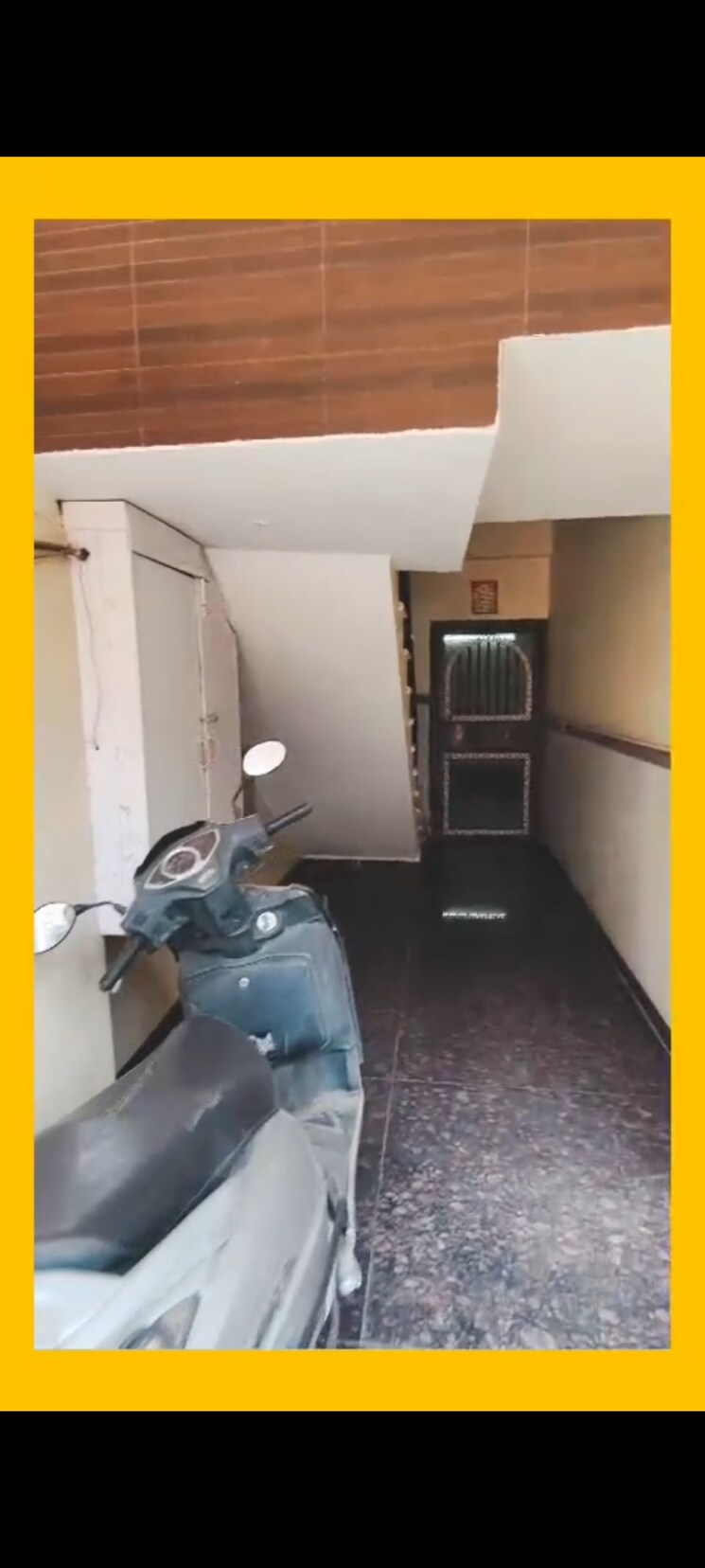 Master Bedroom, maya-homes 3 Bedroom 1500 Sq.Ft. Builder Floor In Indrapuram Ghaziabad 9463995