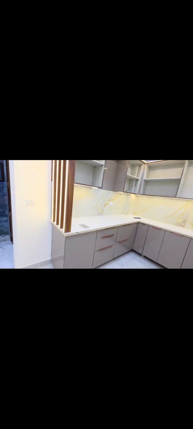 Bathroom, kshitij-complex-vaishali 3 Bedroom 1650 Sq.Ft. Builder Floor In Vaishali Sector 4 Ghaziabad 9464022