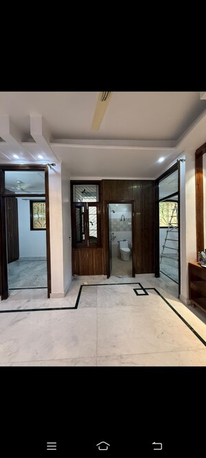 Room in 1 BHK Builder Floor at Vaishali Media Apartment, Vaishali Sector 5 – for Sale