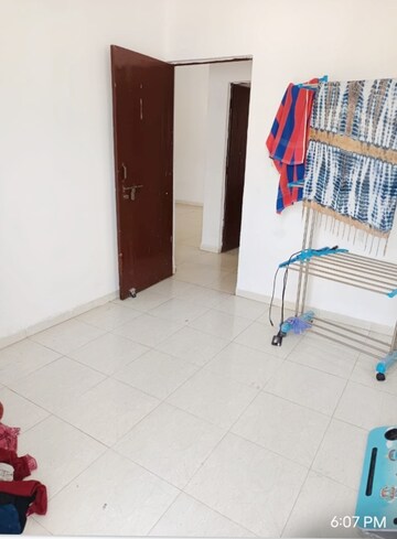 Living Room in 2 BHK Apartment at Chandkheda – for Rent
