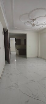 2 BHK 900 Sq.Ft. Builder Floor in Chattarpur