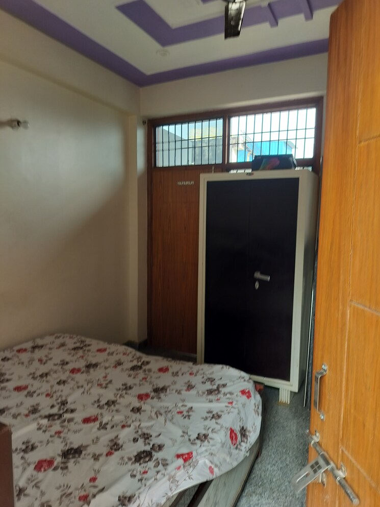Bedroom, rwa-apartments-sector-71 1 RK 350 Sq.Ft. Independent House In Sector 71 Noida 9464053