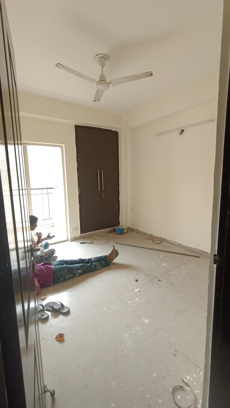 Room, jm-orchid 3 Bedroom 1472 Sq.Ft. Apartment In Sector 76 Noida 9464072