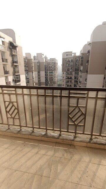 Balcony in 3 BHK Apartment at Jm Orchid, Sector 76 – for Rent