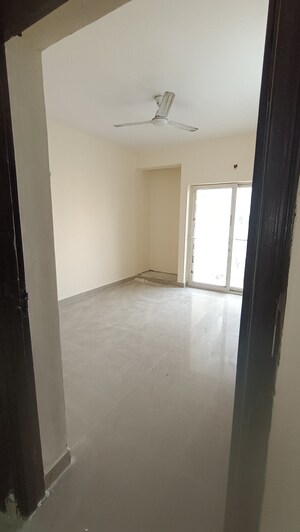 Room in 2 BHK Apartment at Nimbus The Hyde park, Sector 78 – for Rent