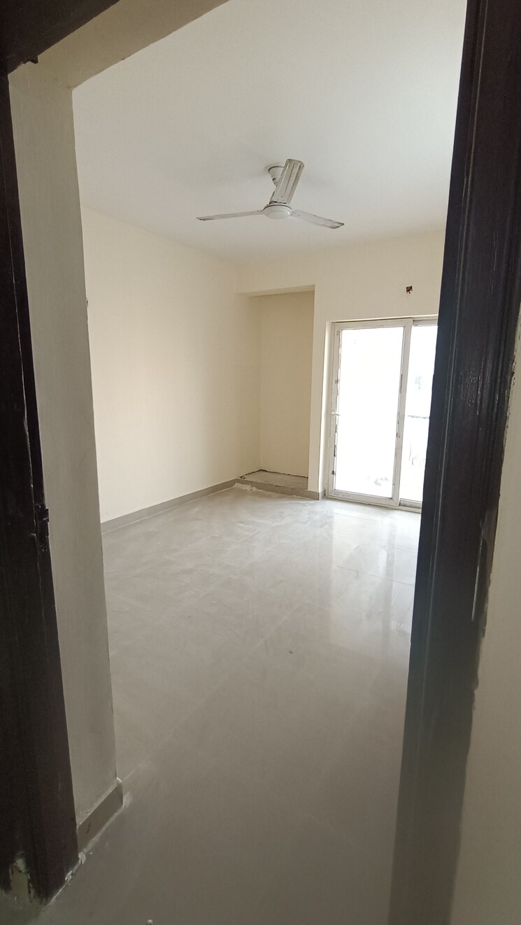 Room, nimbus-the-hyde-park 2 Bedroom 1080 Sq.Ft. Apartment In Sector 78 Noida 9464075