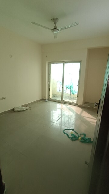 Room in 2 BHK Apartment at Nimbus The Hyde park, Sector 78 – for Rent