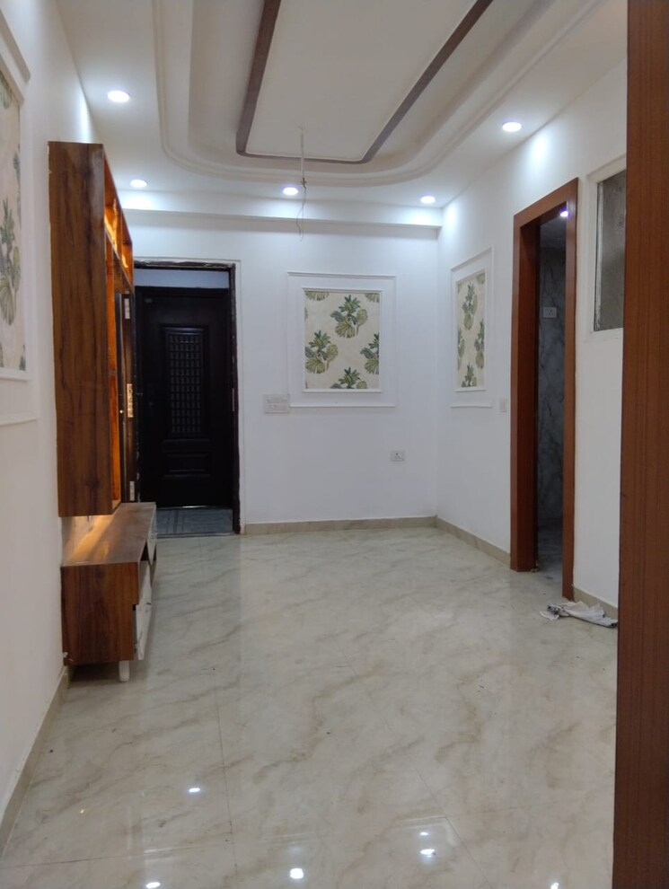 Room, dmd-hometech-awas-yojna 2 Bedroom 1050 Sq.Ft. Apartment In Sector 73 Noida 9464101