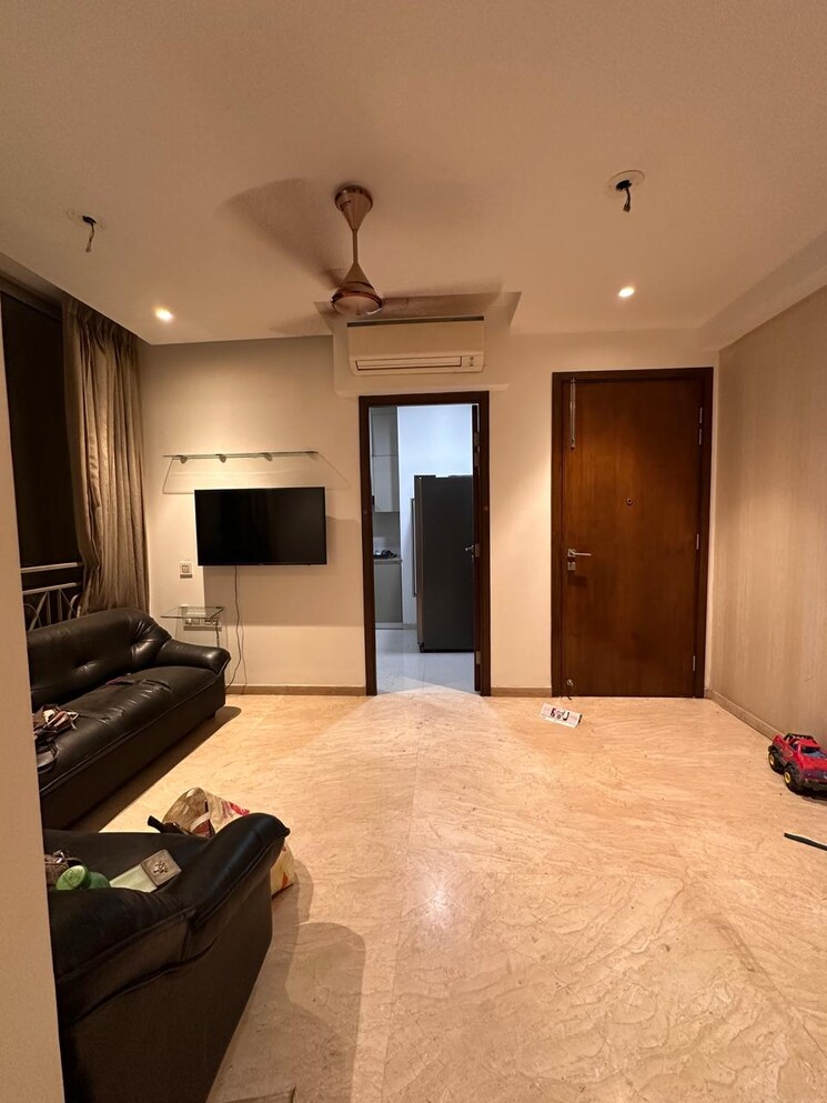 Living Room, one-hiranandani-park 2 Bedroom 559 Sq.Ft. Apartment In Ghodbunder Road Thane 9464099