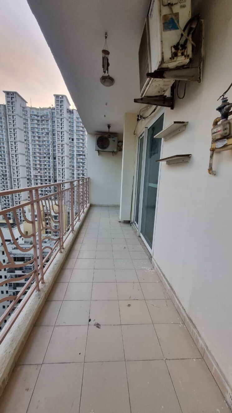 Balcony, mahagun-moderne 2 Bedroom 1350 Sq.Ft. Apartment In Sector 78 Noida 9464109