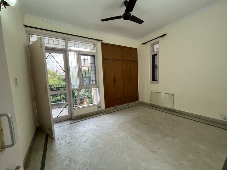 Room, awho-sujjan-vihar 3 Bedroom 1500 Sq.Ft. Apartment In Sector 44 Gurgaon 9464118