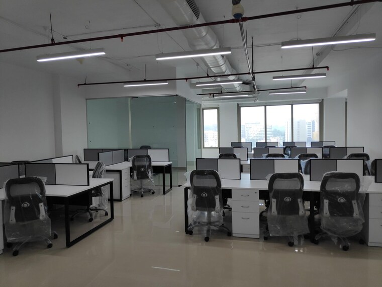 Team Area, lodha-supremus-powai Commercial Office Space 5200 Sq.Ft. In Powai Mumbai 9464158