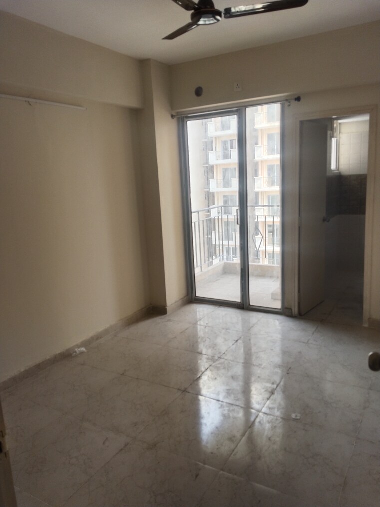 Room, mrg-the-balcony 2 Bedroom 645 Sq.Ft. Apartment In Sector 93 Gurgaon 9464160