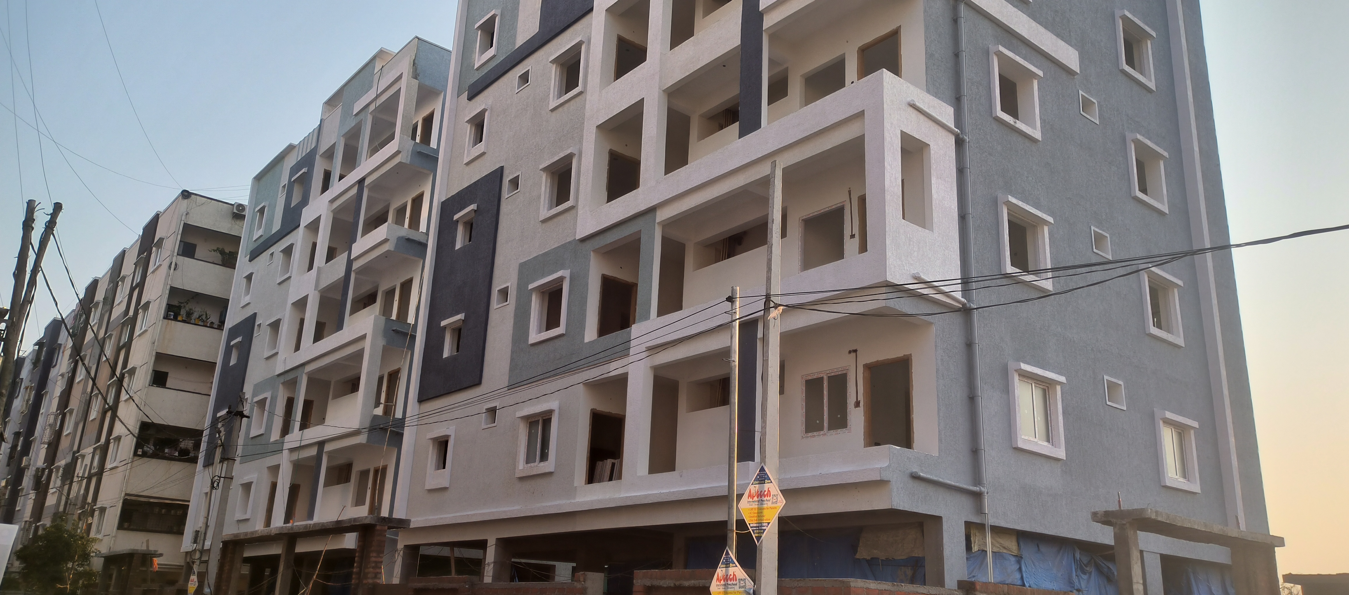 2 BHK + Extra Room Apartment For Sale in Bachupally