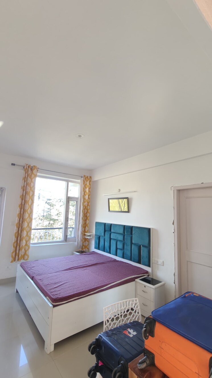 Room, annadale 2 Bedroom 800 Sq.Ft. Apartment In Annadale Shimla 9464174