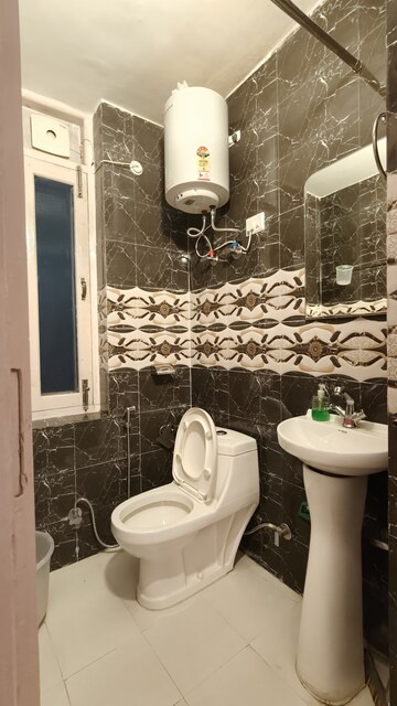 Bathroom in 2 BHK Apartment at Annadale – for Sale