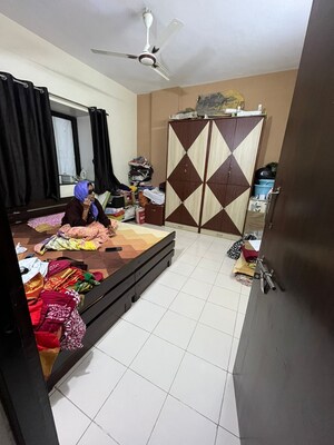 Bedroom in 2 BHK Apartment at Karishma Society, Kothrud – for Rent