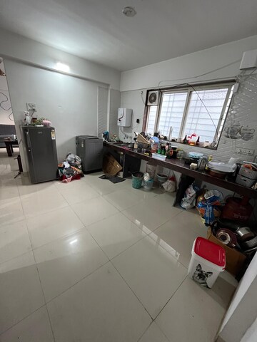 Team Area in 1 BHK Apartment at Suyog Aura, Warje – for Rent