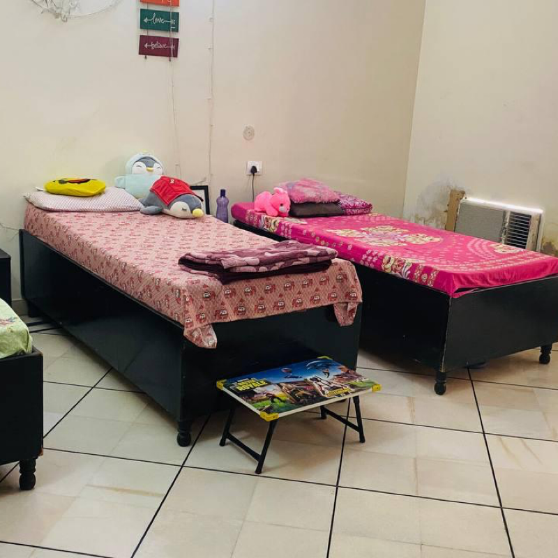 Pg For Rent in Sonu Girls Pg 