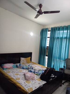 Bedroom in 2 BHK Builder Floor at Sector 30 – for Rent