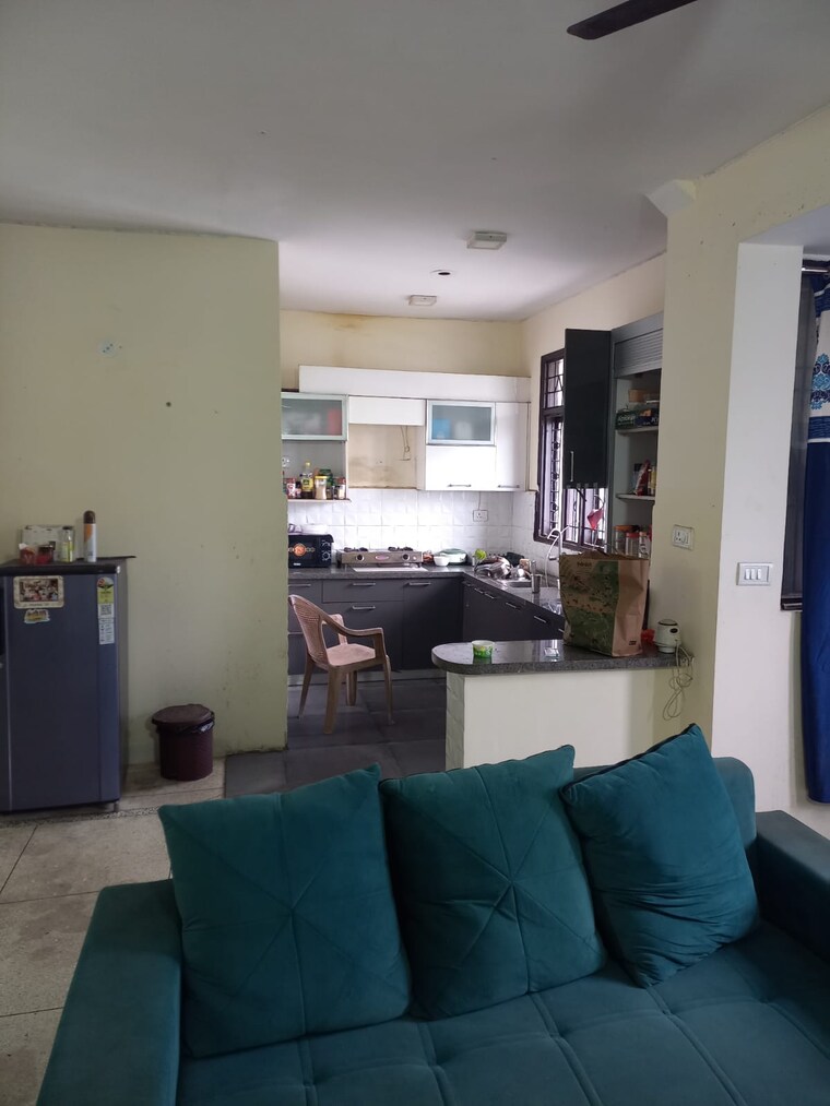 Living Room, sector 30 2 Bedroom 1300 Sq.Ft. Builder Floor In Sector 30 Gurgaon 9464189