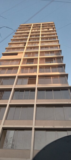 3 BHK Apartment For Rent in Khar West