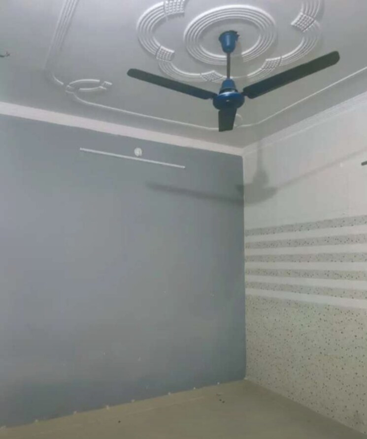 Room, hazratganj 2 Bedroom 1290 Sq.Ft. Apartment In Hazratganj Lucknow 9464212