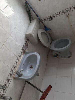 Bathroom in 1 BHK Apartment at Mangalya Andheri East, Andheri East – for Rent