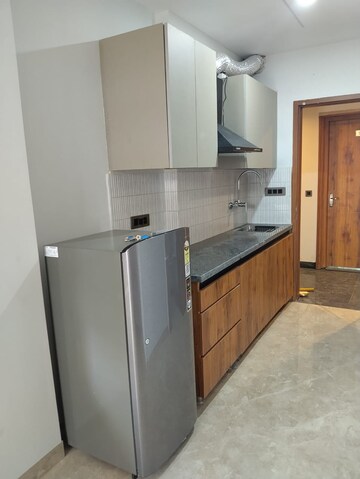 Kitchen in 1 BHK Builder Floor at Sector 39 – for Rent