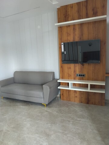 Living Room in 1 BHK Builder Floor at Sector 39 – for Rent