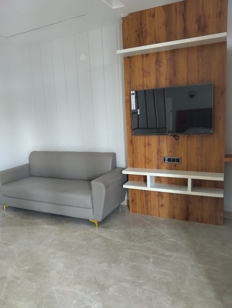 Living Room, sector 39 1 Bedroom 600 Sq.Ft. Builder Floor In Sector 39 Gurgaon 9464267