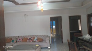 Room in 3 BHK Builder Floor at Uday Park – for Rent