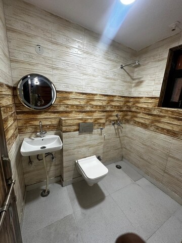 Team Area in 2 BHK Builder Floor at Sector 57 – for Sale