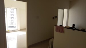 Room in 1 BHK Apartment at Godrej Horizon, Mohammadwadi – for Sale