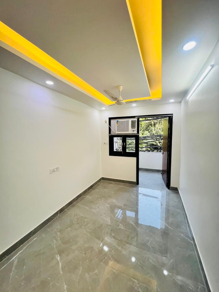 Room, saket 1 Bedroom 500 Sq.Ft. Builder Floor In Saket Delhi 9464337